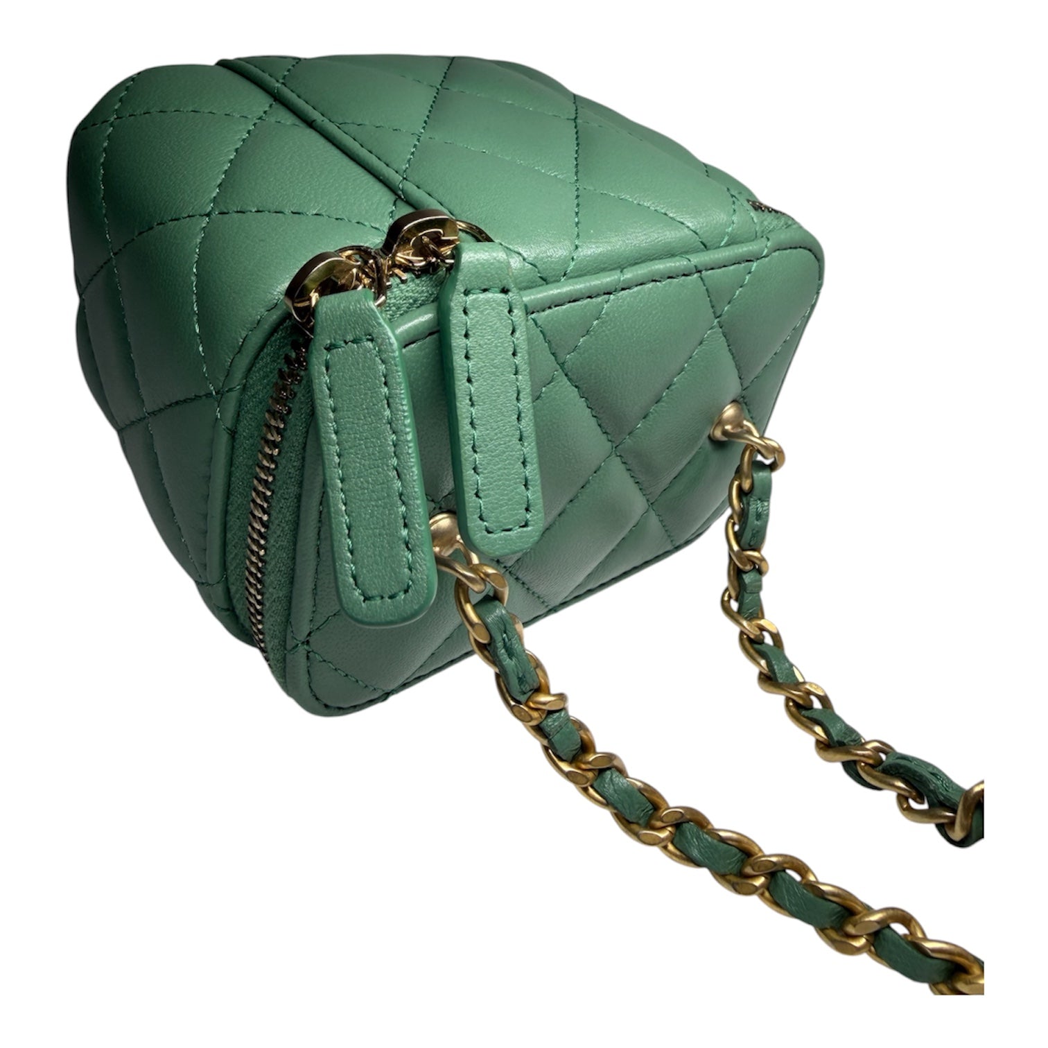 Chanel Pearl Crush Mini Vanity Case In Green Quilted Lambskin With Gold Hardware
