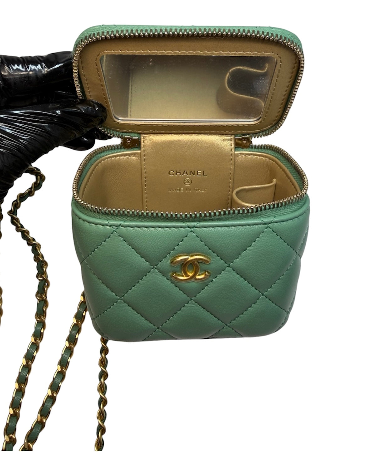 Chanel Pearl Crush Mini Vanity Case In Green Quilted Lambskin With Gold Hardware