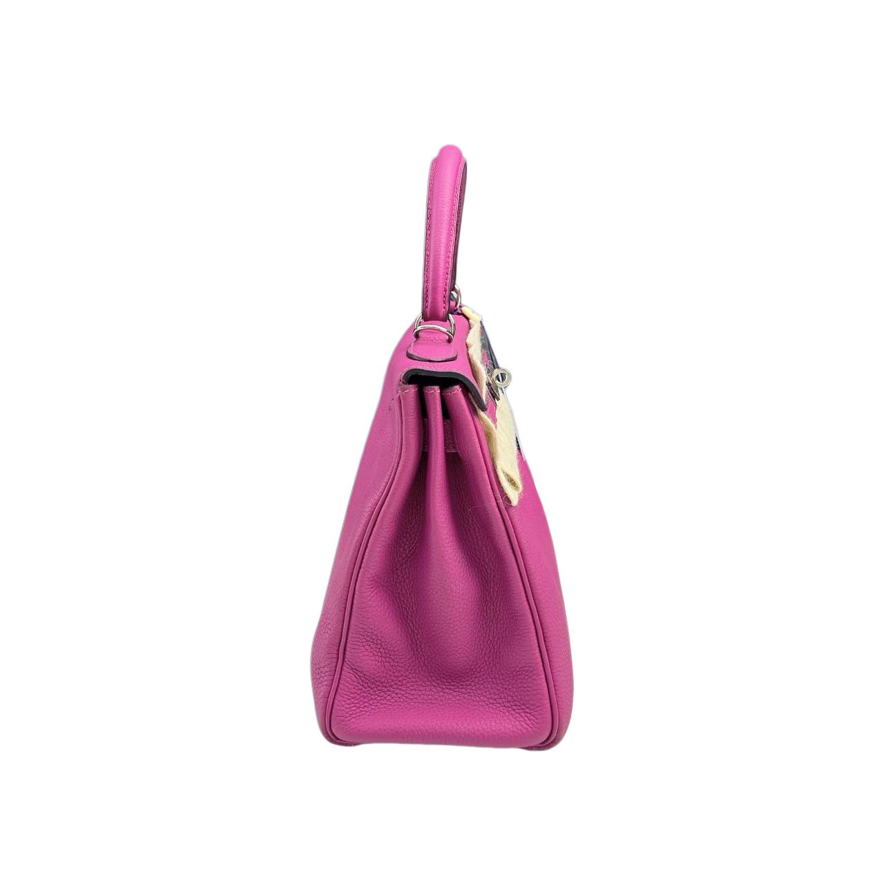 Hermès Kelly 28 – Magnolia Pink, Togo Leather, Silver Hardware (Stamp C)