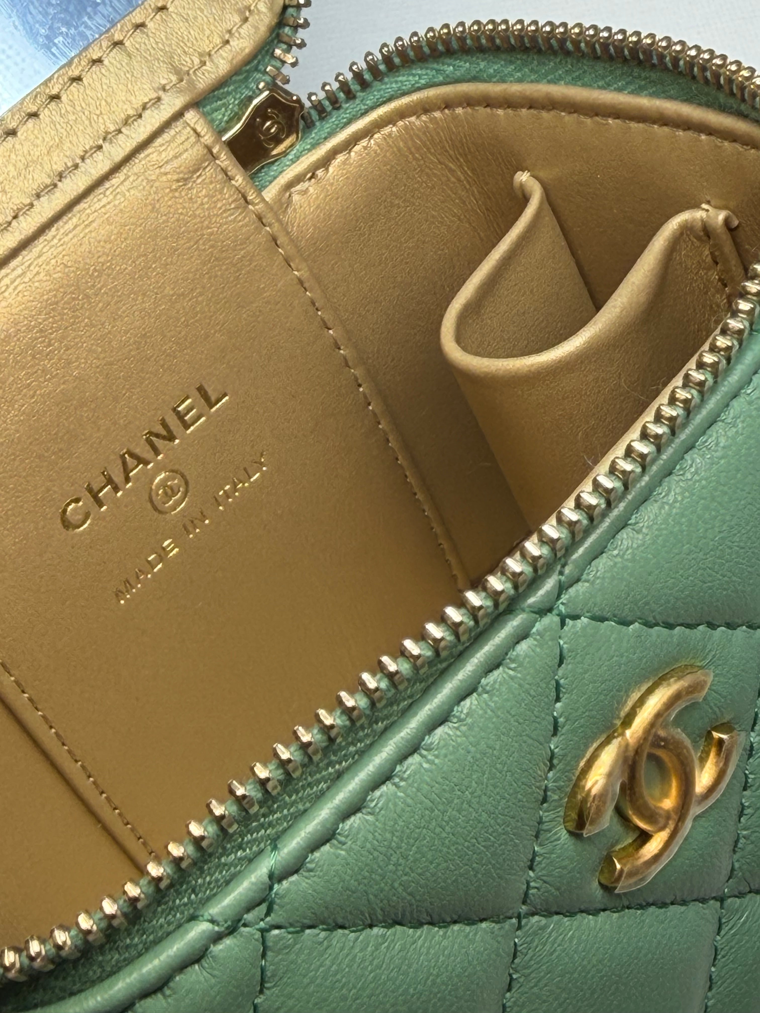 Chanel Pearl Crush Mini Vanity Case In Green Quilted Lambskin With Gold Hardware