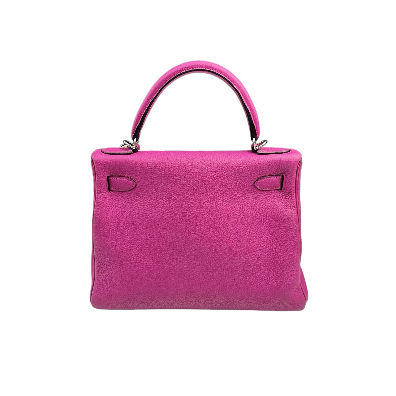 Hermès Kelly 28 – Magnolia Pink, Togo Leather, Silver Hardware (Stamp C)