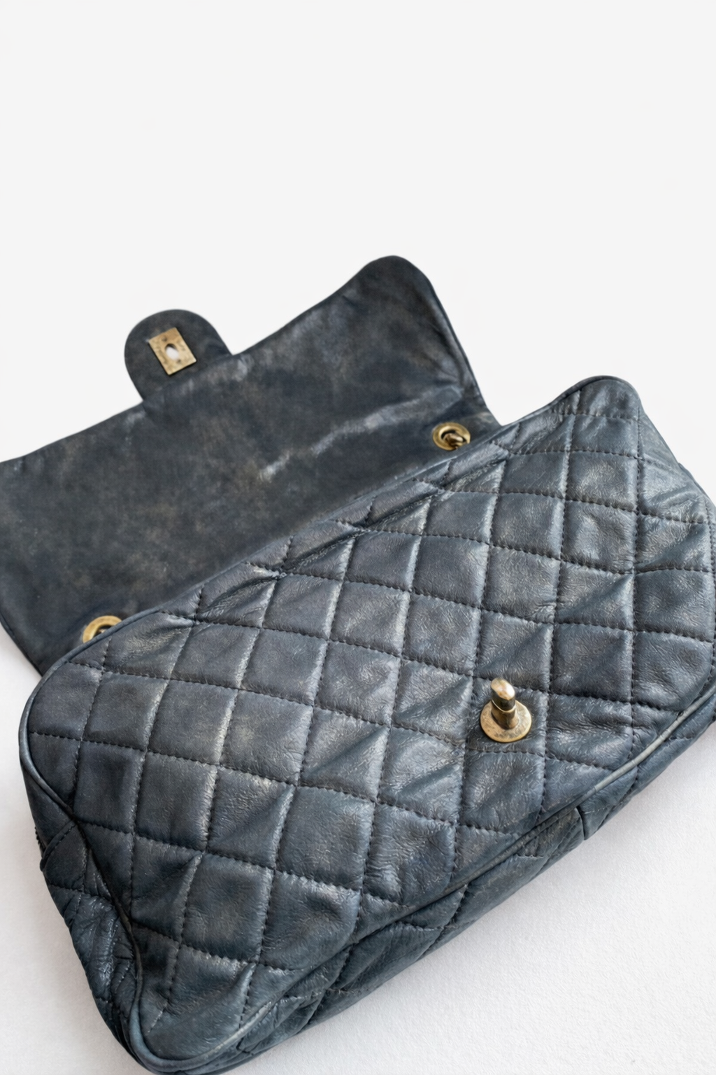 Chanel Jumbo Easy Flap