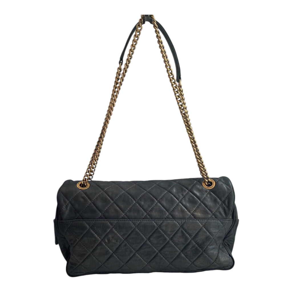 Chanel Jumbo Flap Bag In Grey Lambskin Leather With Gold Hardware