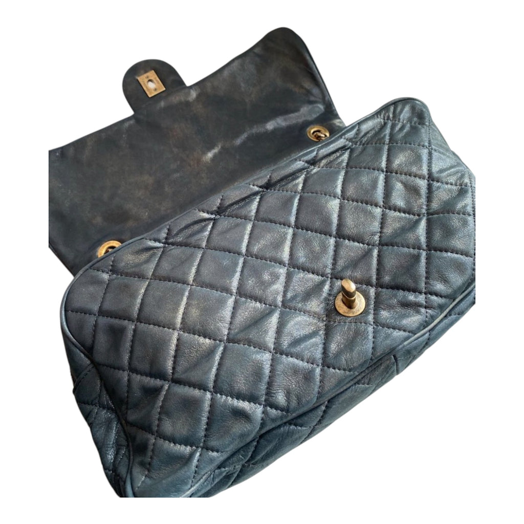 Chanel Jumbo Flap Bag In Grey Lambskin Leather With Gold Hardware