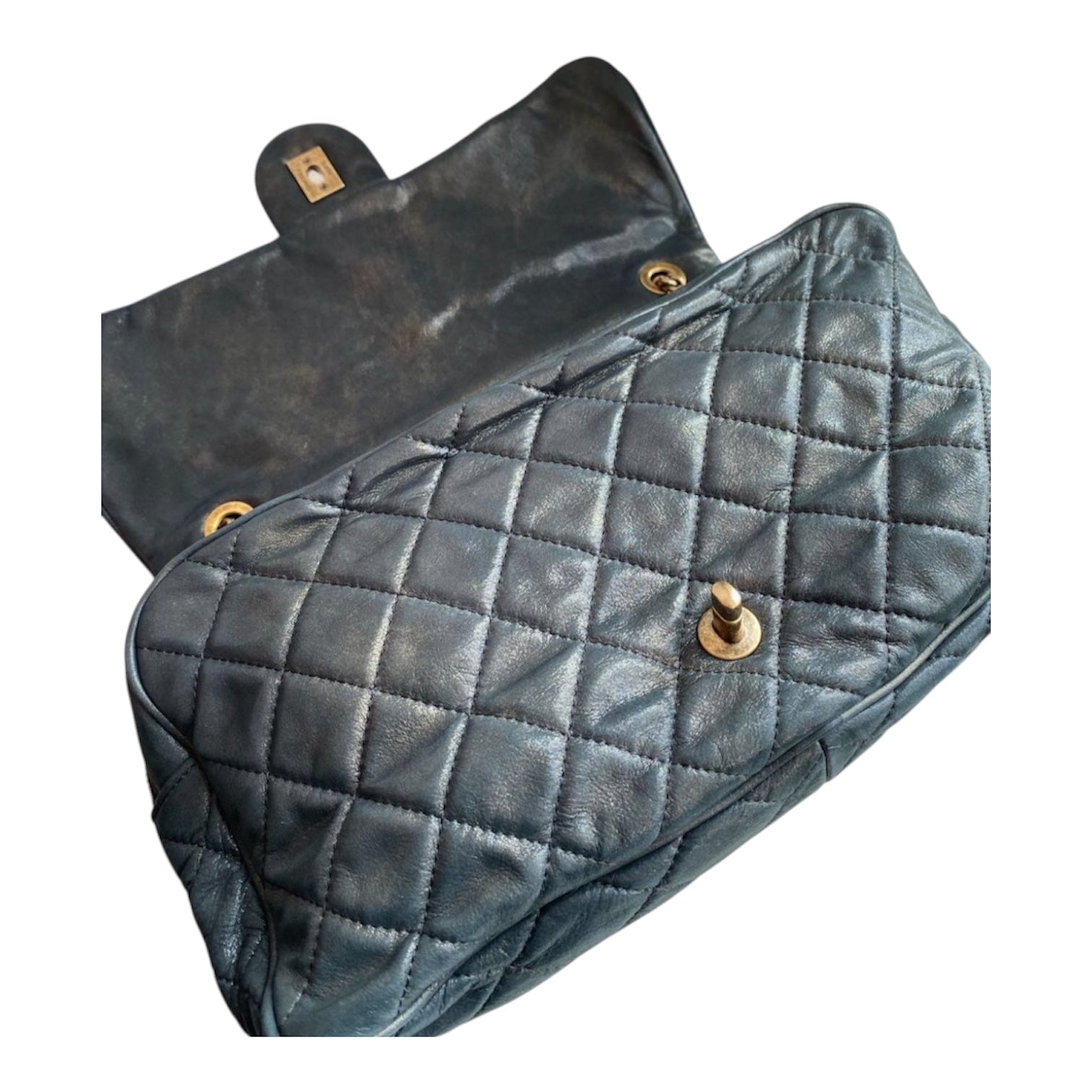 Chanel Jumbo Flap Bag In Grey Lambskin Leather With Gold Hardware