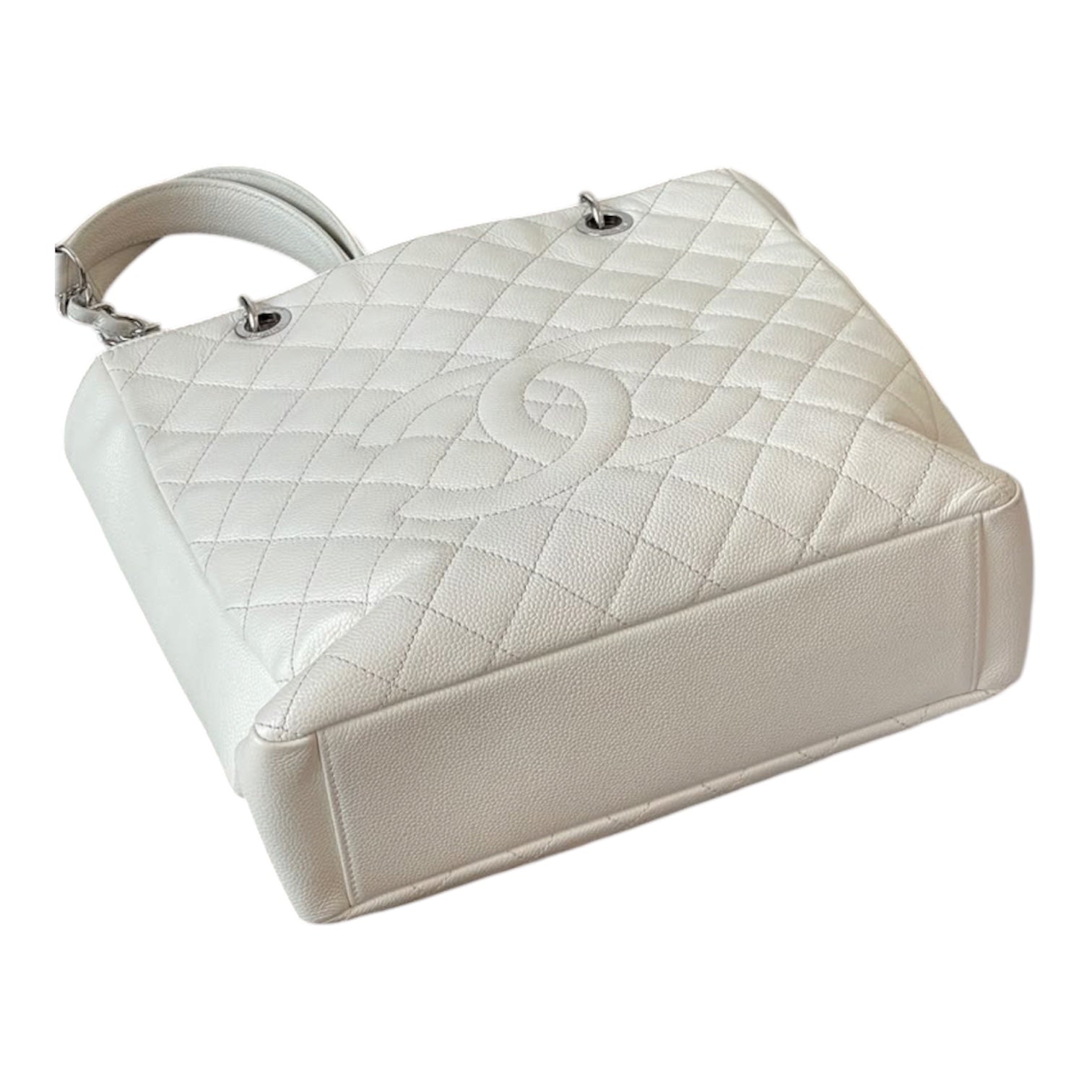 Chanel Grand Shopping Tote In White Caviar Leather With Silver Hardware